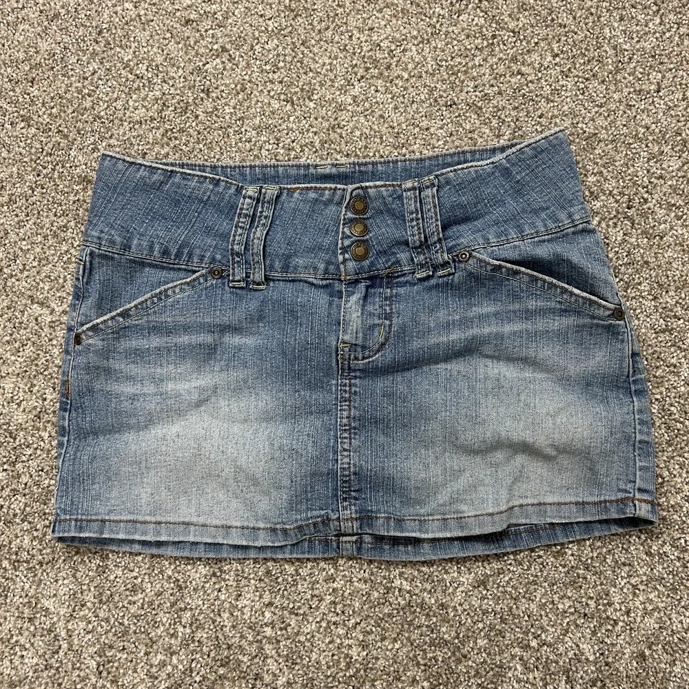 Vintage YMI Skirt Womens 3 Blue Denim Mini Short Stretch Casual Button Front